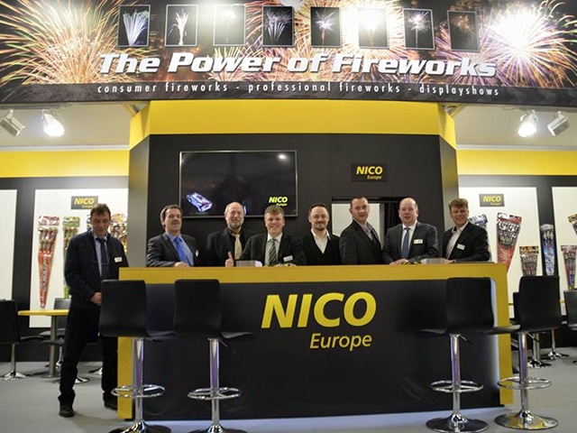 nico europe news messen trade fairs foto von nico europe messestand mit personal und geschäftsführer michael kandler rechts im bild